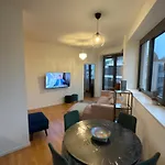 Check Point Charlie Luxury With Balcony * Berlin