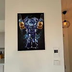 公寓 Check Point Charlie Luxury With Balcony *