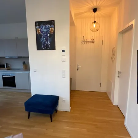 Check Point Charlie Luxury With Balcony Berlin