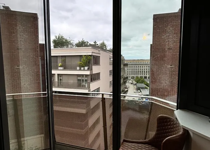 Check Point Charlie Luxury With Balcony * Berlino