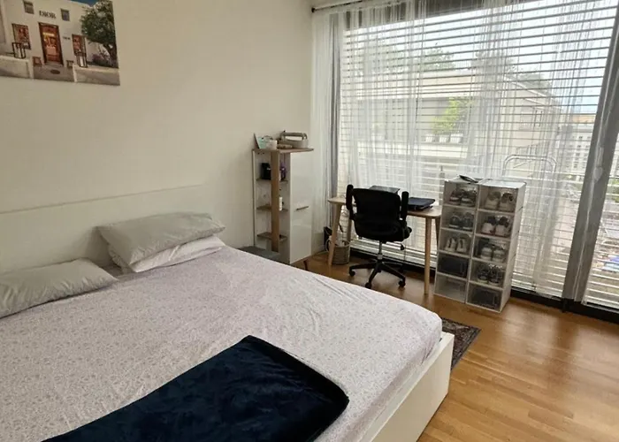 Apartamento Check Point Charlie Luxury With Balcony